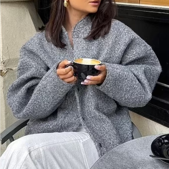 ❌SOLD❌Viral Zara Oversized Bomber Jacket (Grey) - XS/S - Picture 4 of 6